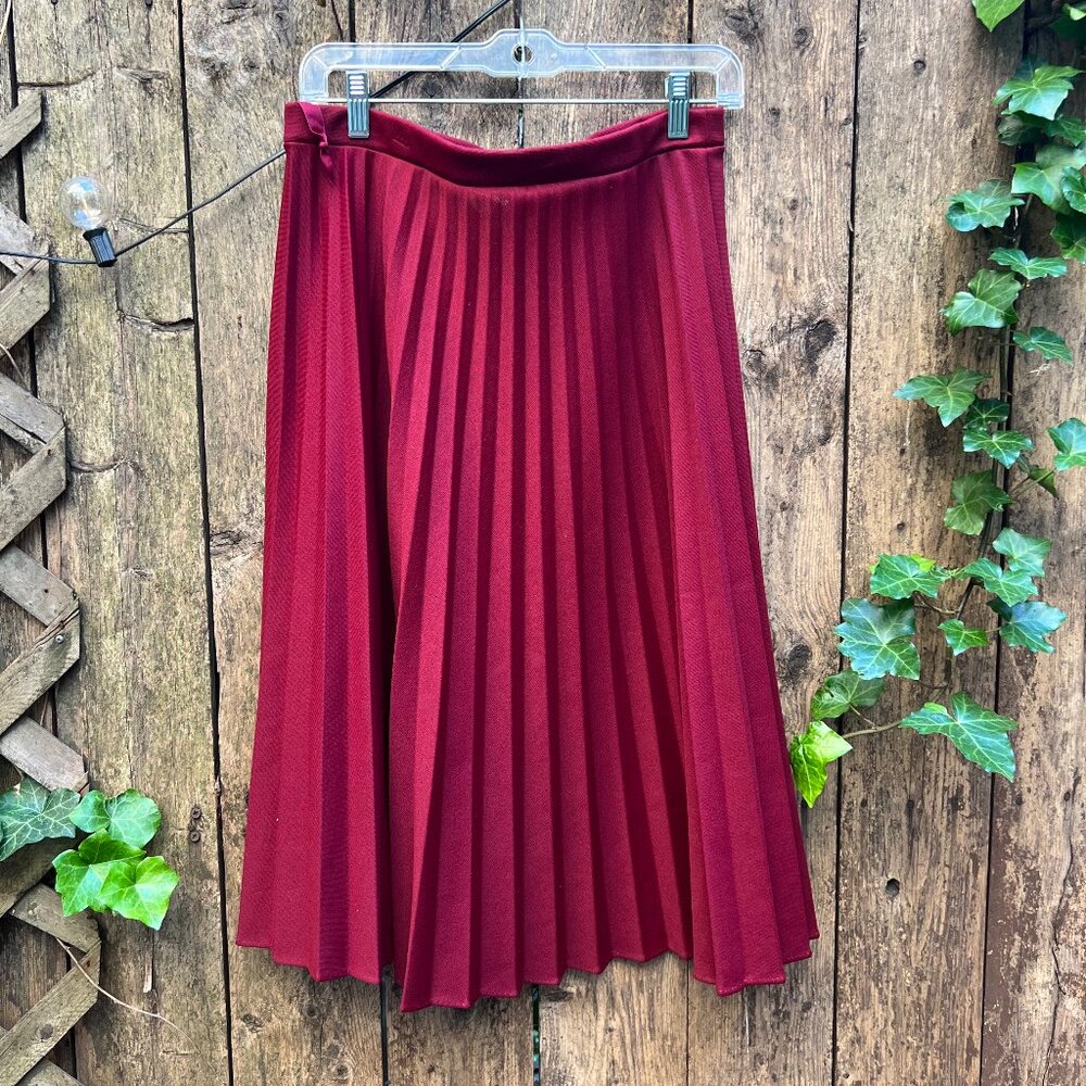 Red pleated midi skirt size 10